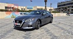 نيسان ألتيما